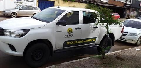 Servidor usa carro oficial da prefeitura de Porto Velho para comprar cocaína na boca de fumo