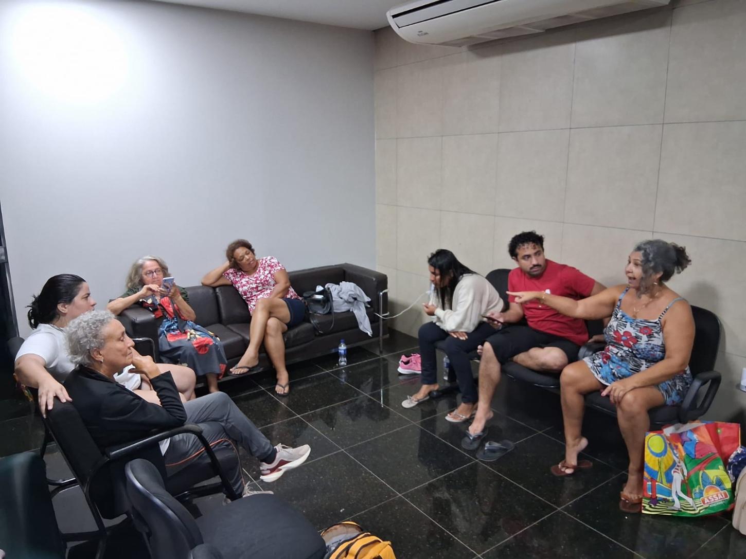 Greve em defesa da educação em Porto Velho ultrapassa 56 horas sem resposta do poder público