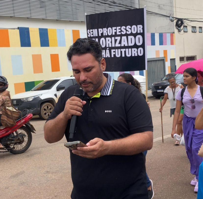 Vereador Marcos Combate ganha destaque entre profissionais da educação em Porto Velho