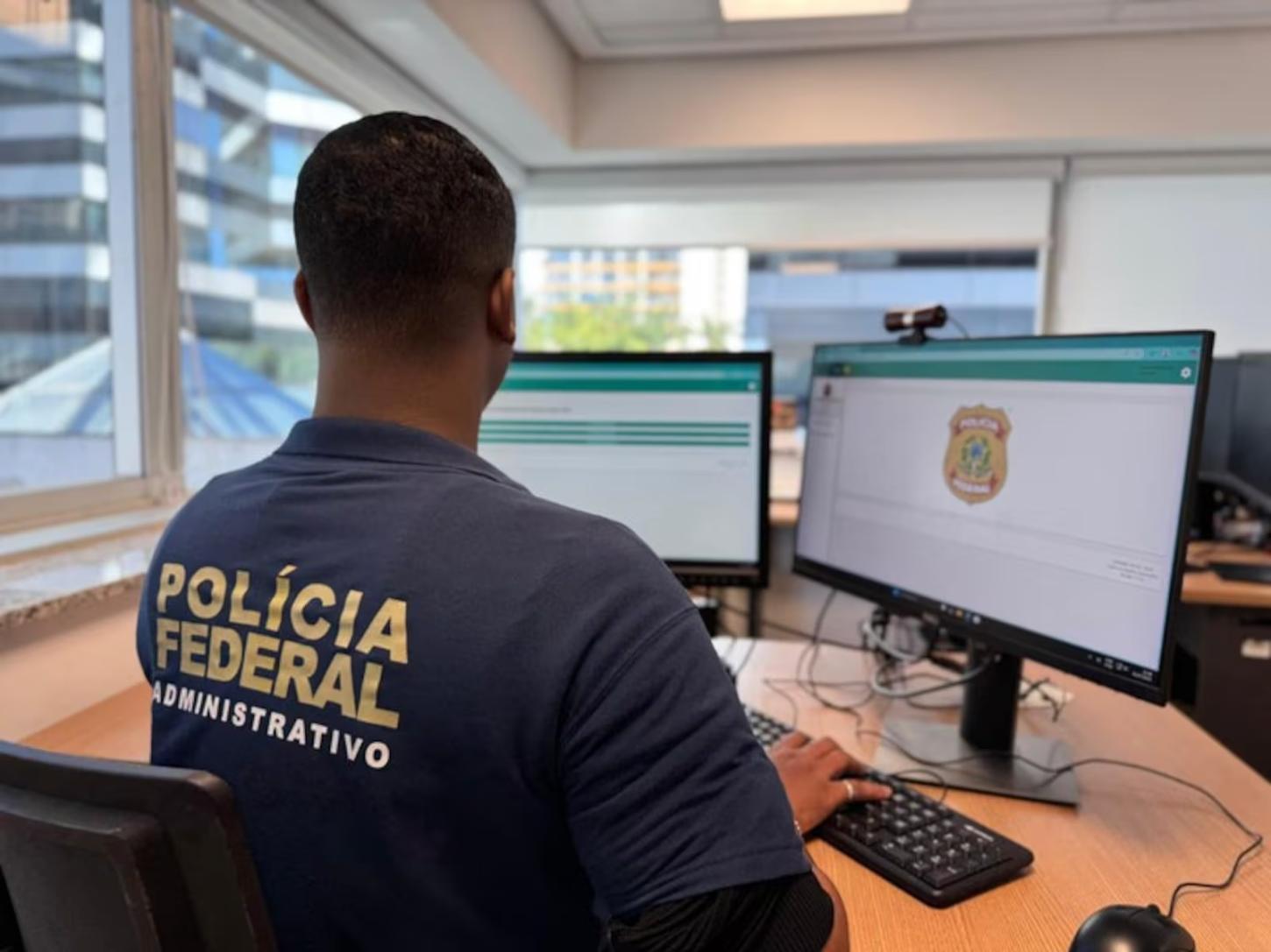 PF publica calendário para CACs renovarem registro de armas de fogo; confira datas