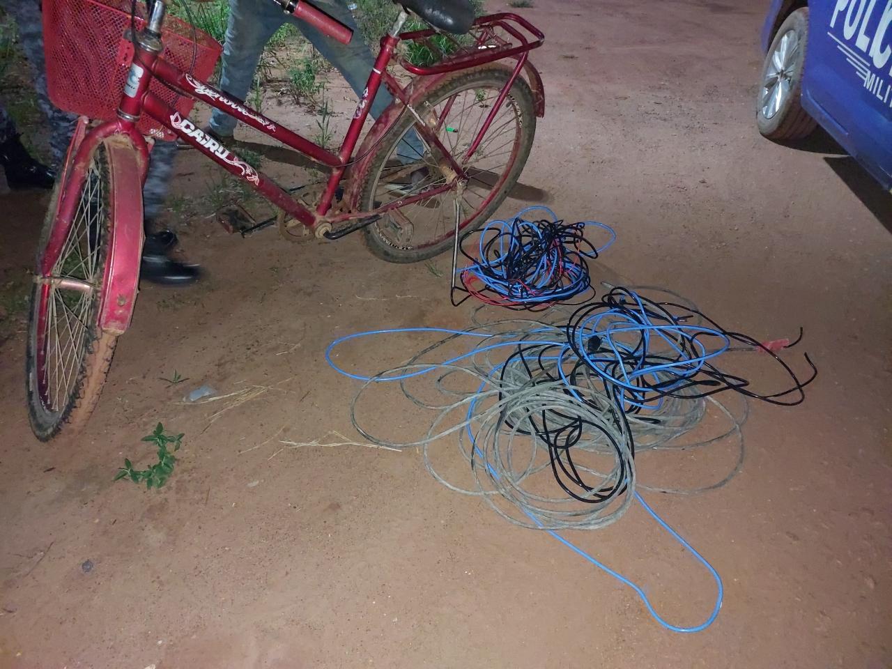PMRO prende suspeito de furto de fios elétricos durante a madrugada em  Guajará-Mirim