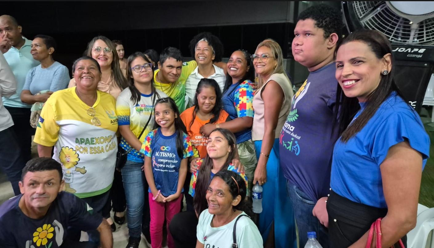 Pré-candidata Sílvia Cristina reforça que aprendeu a exercer um mandato olhando no olho da população