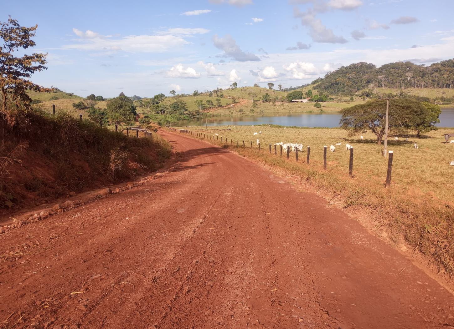 Jean Oliveira garante patrolamento de mais de 500 km de rodovias não pavimentadas e beneficia produtores, estudantes e turistas da Zona da Mata