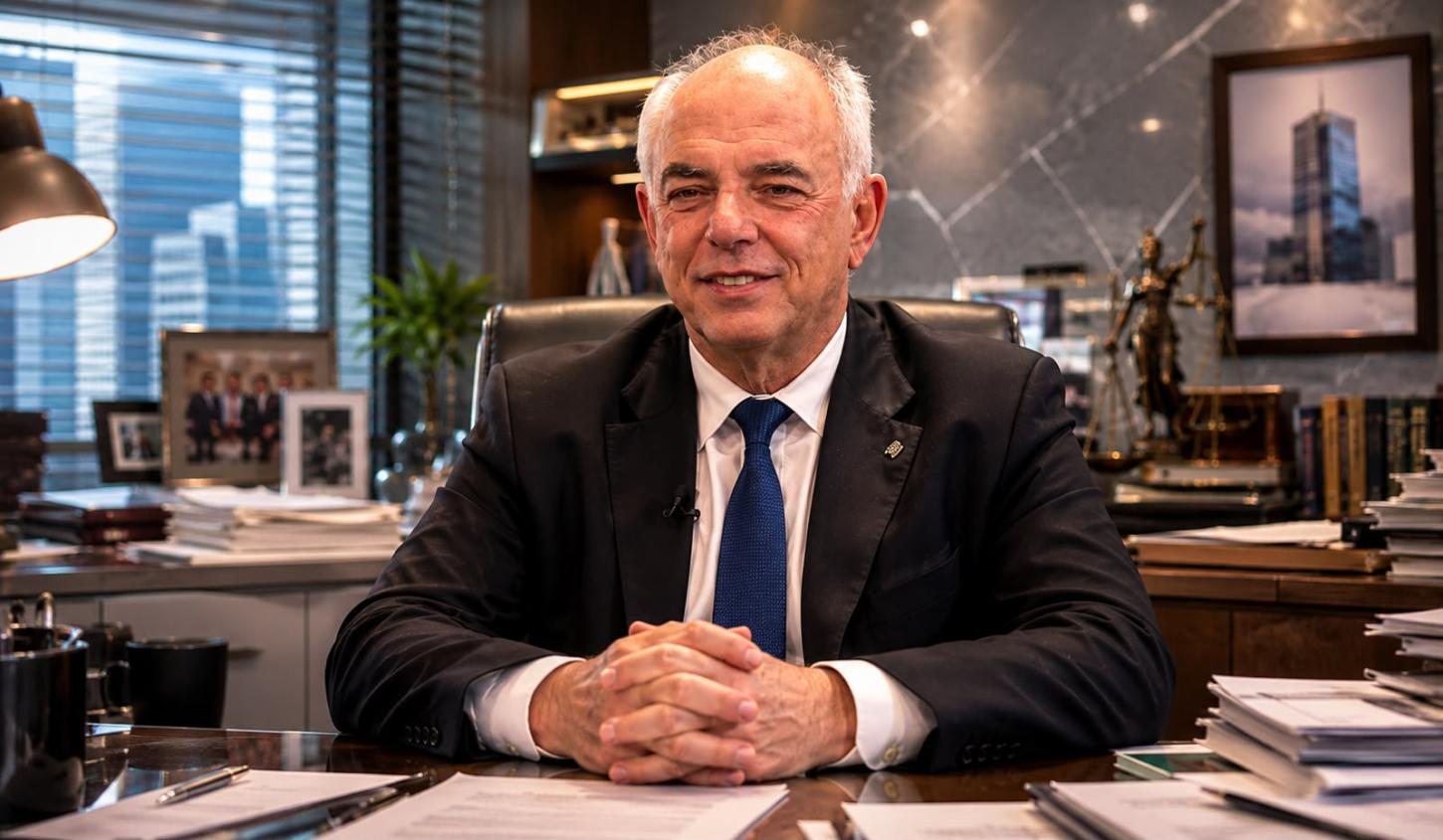 Mauro Nazif tenta retornar à Câmara Federal após não conseguir a reeleição para a Prefeitura de Porto Velho, concluir seu último mandato de deputado federal em 2023 e acumular críticas durante sua gestão na capital