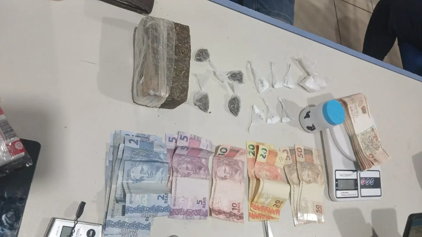 Operação contra o tráfico termina com prisões e apreensão de quase R$ 8 mil