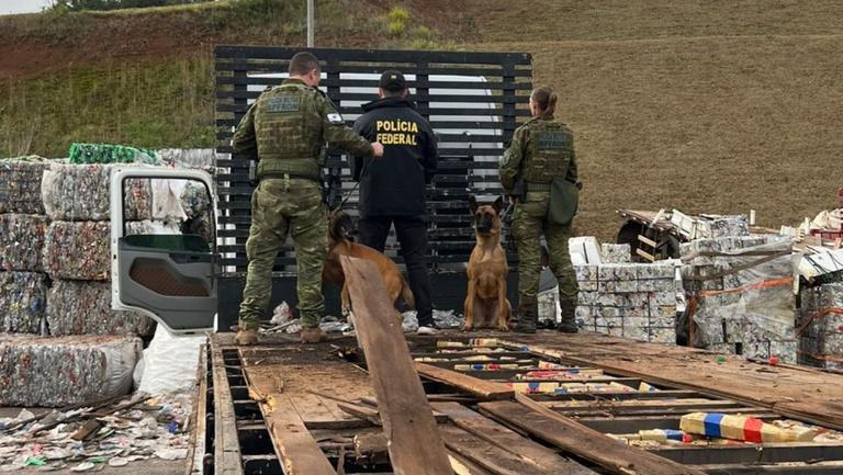 Salgueiro/PE. A Polícia Federal realizou, nessa quarta-feira (17/6), uma operação de fiscalização da atividade de segurança privada durante os festejos do São João de Salgueiro, em Pernambuco. A ação teve o objetivo de verificar a