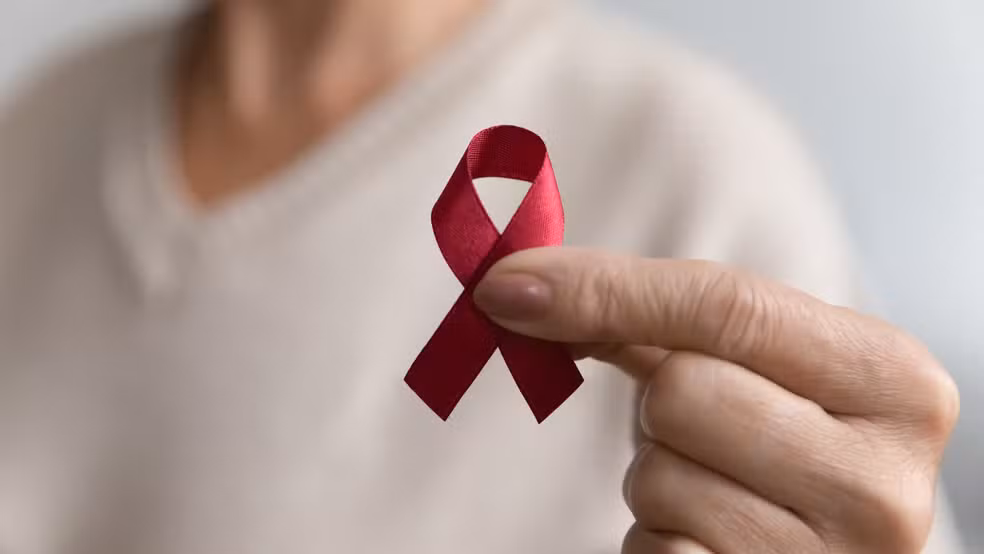 ALERTA GLOBAL — Avanços no combate ao HIV convivem com desafios que ameaçam meta de acabar com a AIDS até 2030