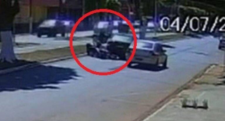  Casal de adolescentes fica ferido em acidente entre moto e carro em RO 