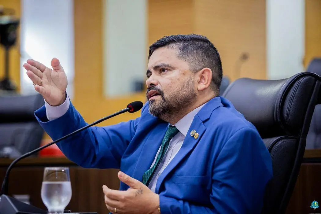 Deputado Jesuíno Boabaid propõe política estadual para bloquear sinais de celular em presídios de Rondônia