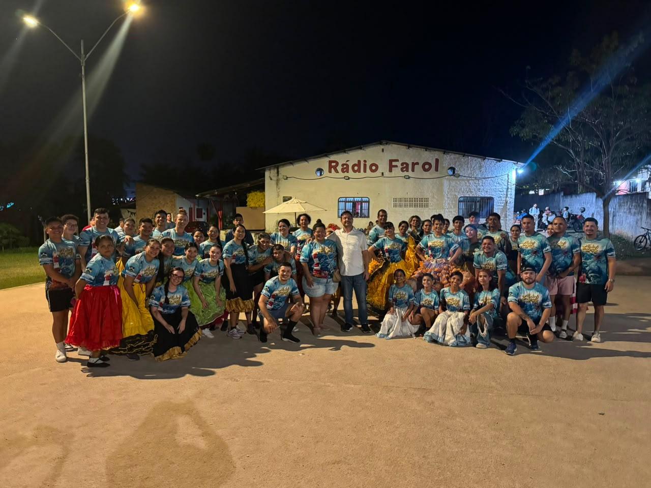 Dr. Jaime Gazola destaca a importância da cultura durante encontro com o Grupo de Quadrilha Junina Rádio Farol, em Porto Velho