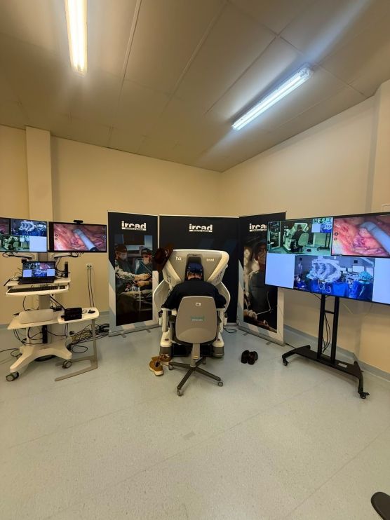 INOVAÇÃO – Robô usado em primeira telecirurgia do SUS abre caminho para ampliar acesso à medicina de alta tecnologia em Rondônia