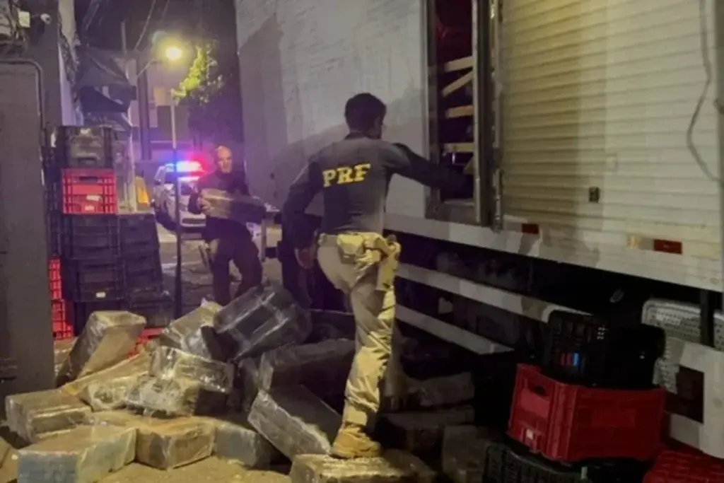PRF apreende mais de 3 toneladas de maconha 