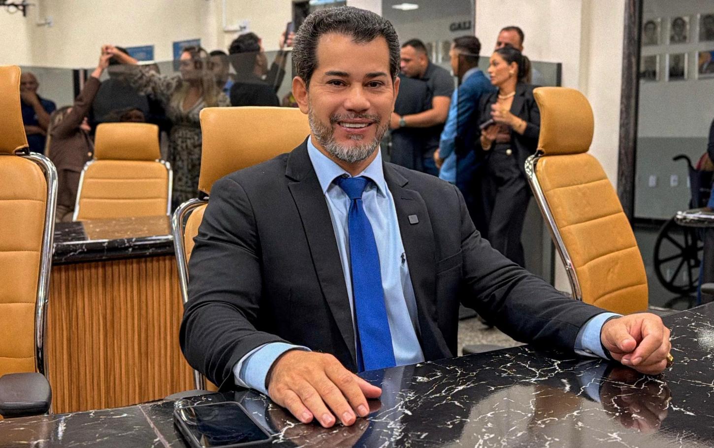 Após convite para disputar o Senado, Nilton Souza anuncia que ficará fora da eleição e seguirá no mandato em Porto Velho