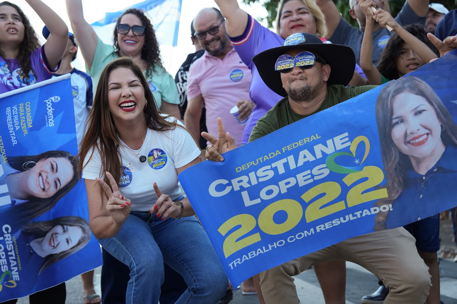Cristiane Lopes dá início à campanha com grande adesivaço e mobilização em Porto Velho