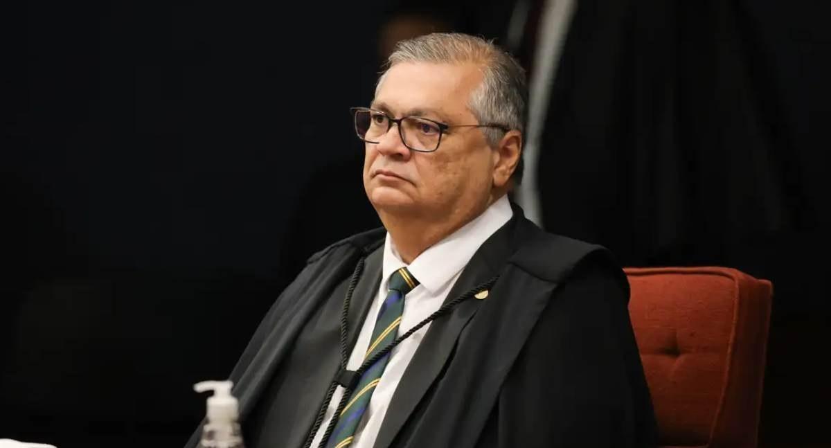 Flávio Dino autoriza Polícia Federal a acessar investigação sobre produtora de filme de Bolsonaro