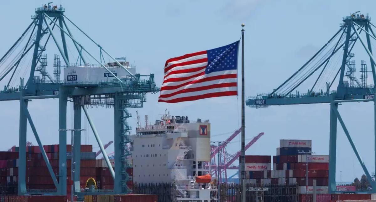 Grupo de 25 estados dos EUA contestam tarifas de Trump