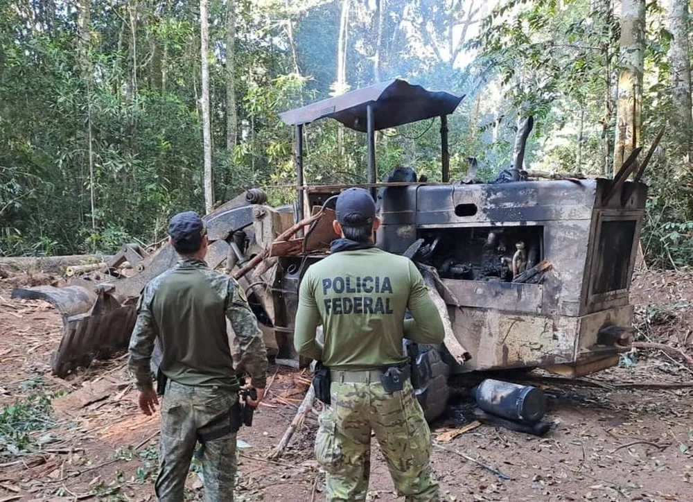 Homem é denunciado por chefiar garimpo ilegal de diamantes em terra indígena de Rondônia