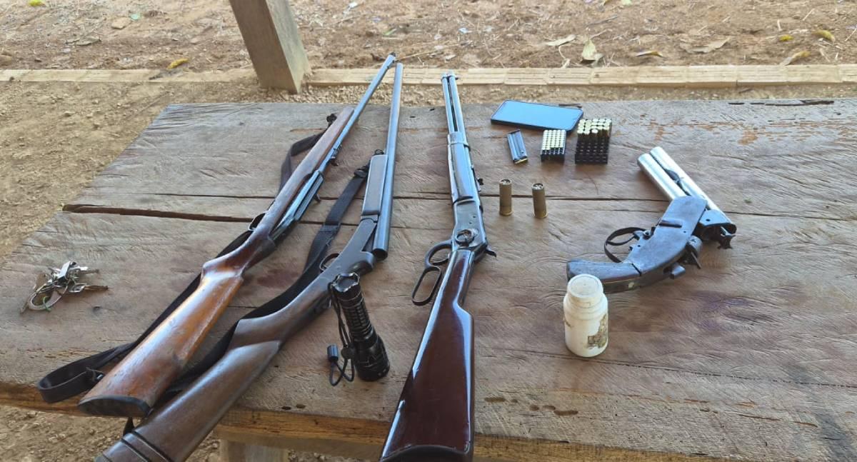 Homem é preso com arsenal em balneário no distrito de Candeias do Jamari