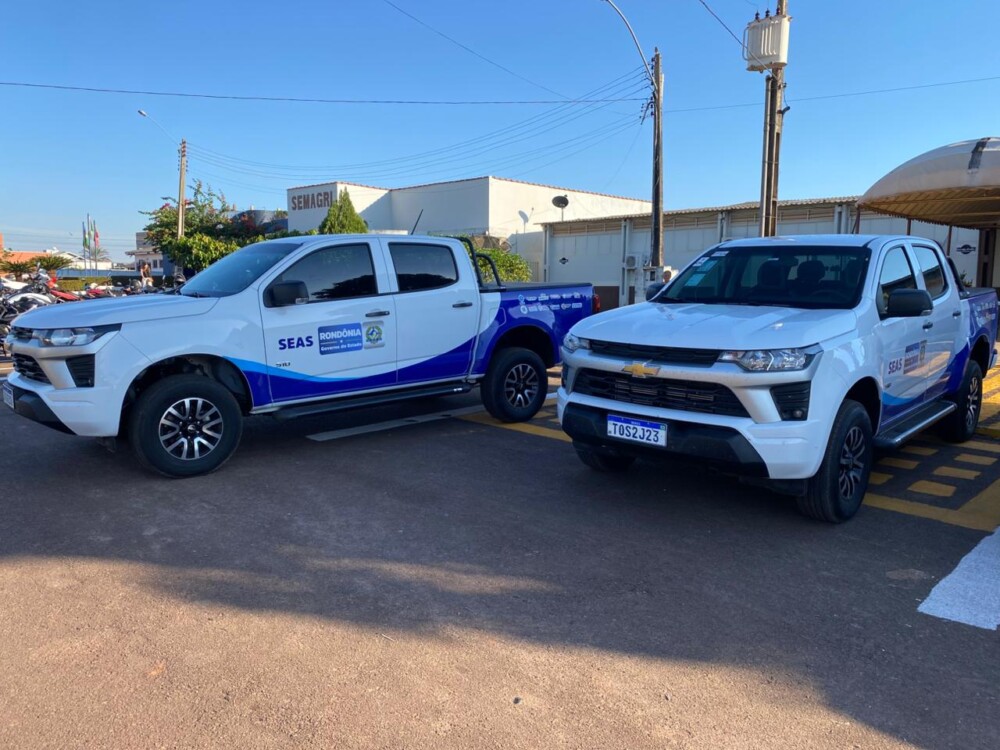 Jaru: servidores são flagrados em situação íntima dentro de veículo da Prefeitura