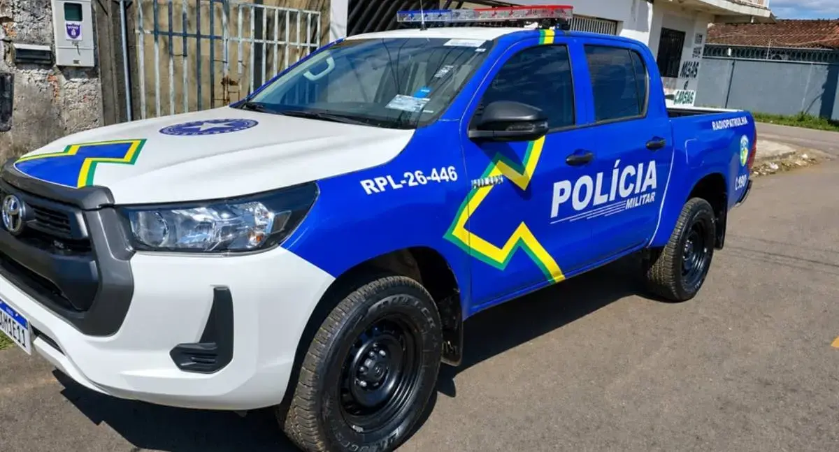 Menina de 9 anos é encontrada sozinha com hematomas e mulher é conduzida em RO
