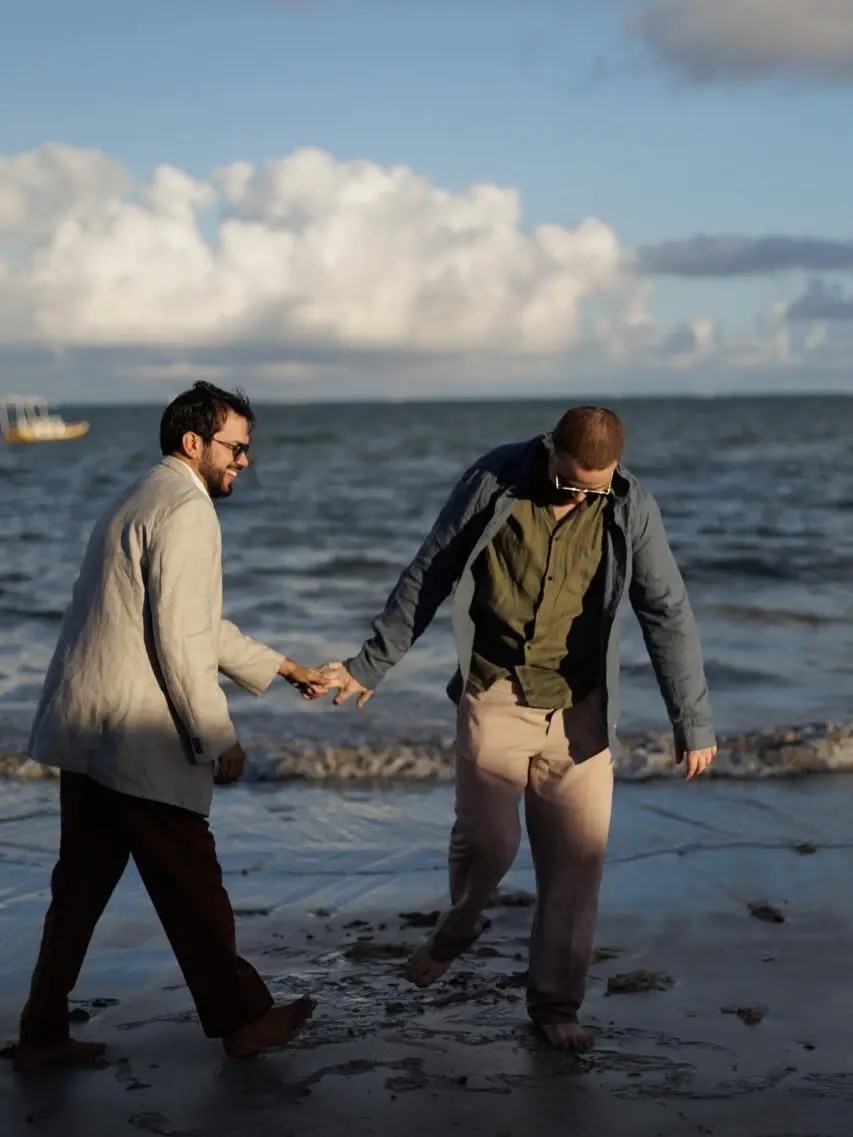 MOMENTO ESPECIAL – Promotor e juiz do Acre celebram casamento em cenário paradisíaco de Alagoas