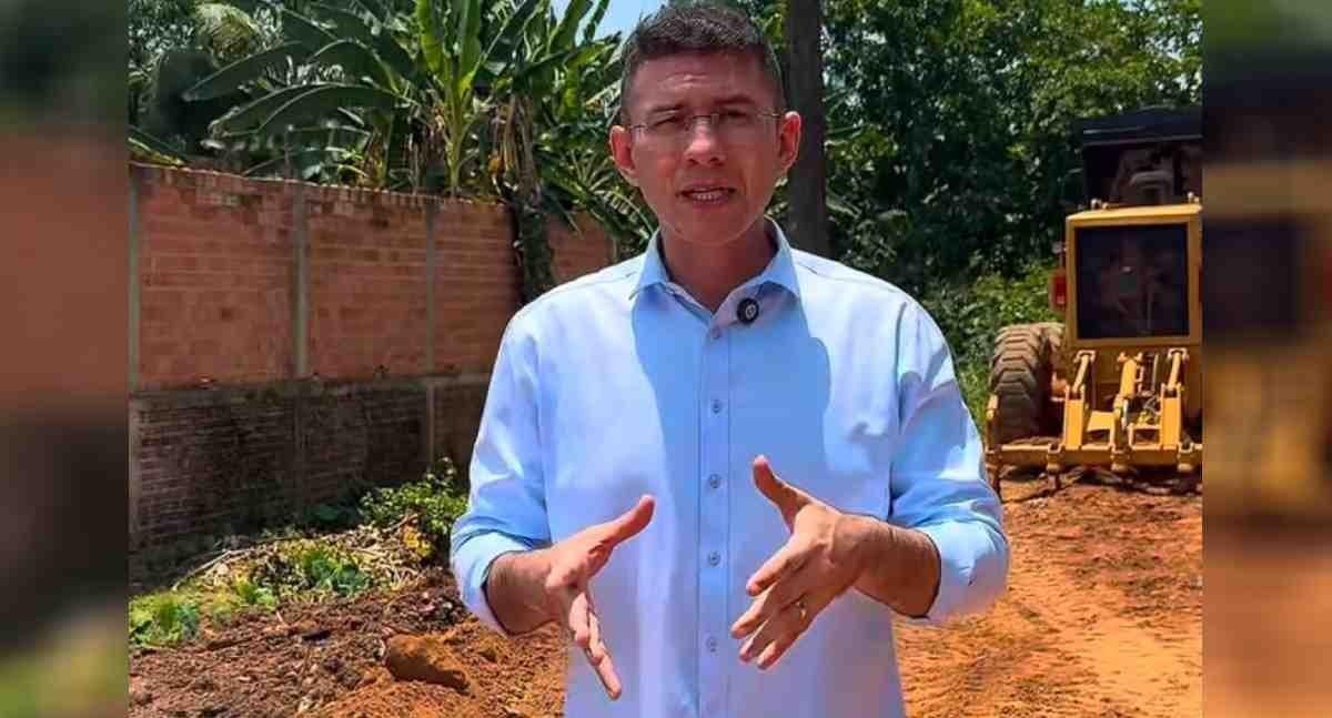 Após cobrança de Pedro Geovar, Prefeitura limpa córrego no Cidade Nova