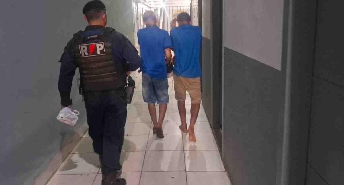 Dupla é presa com cocaína e crack no decorrer de ação do 1º BPM em Porto Velho