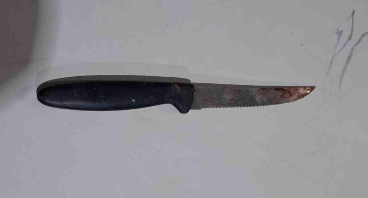 Homem é encontrado ferido com golpes de faca nos fundos de residencial na zona Leste de Porto Velho