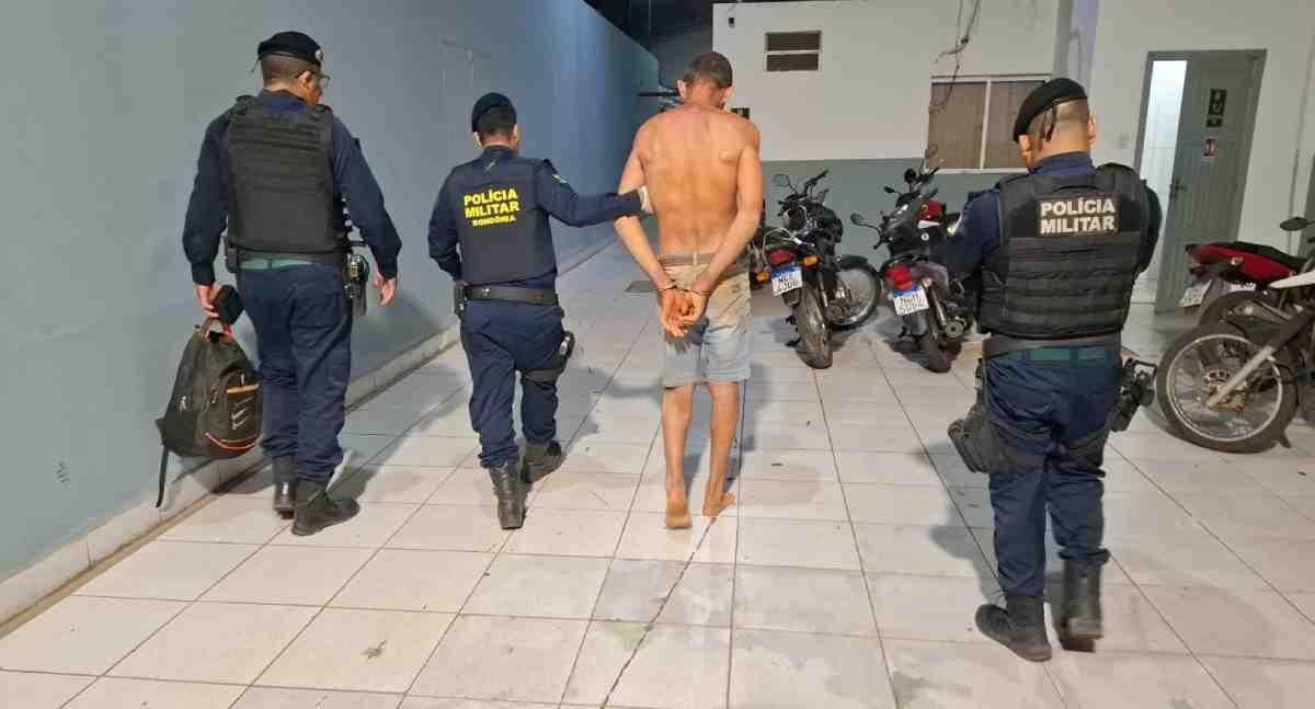 Homem é preso depois de denúncia de disparos de arma de fogo