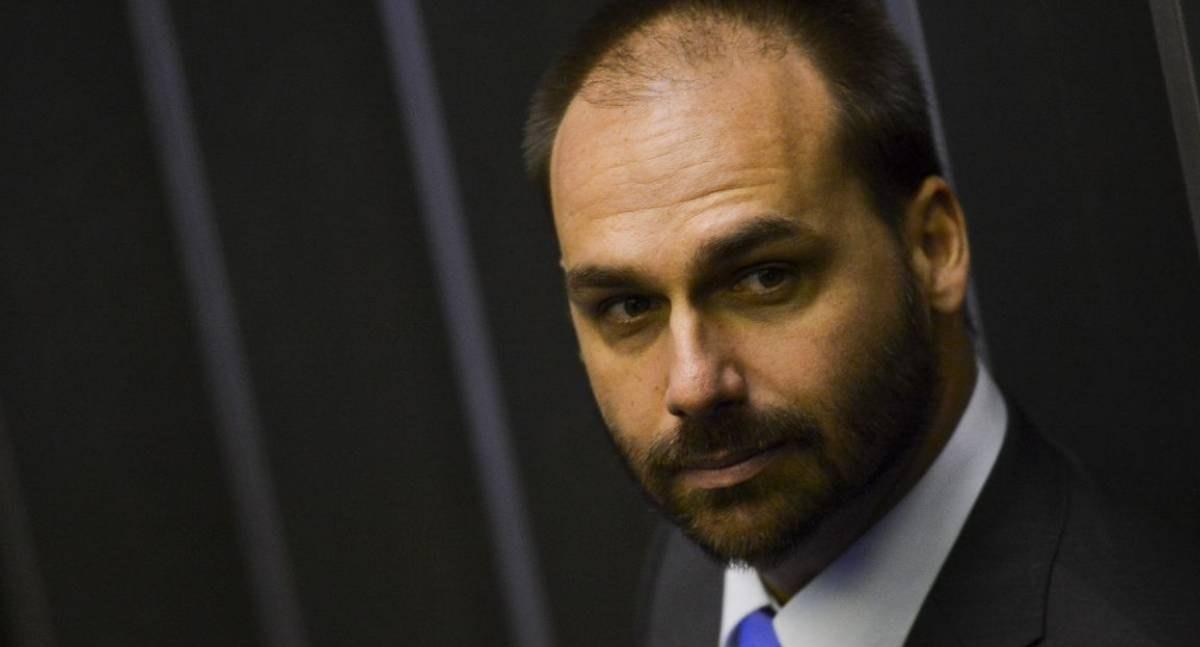 Ministério da Justiça demite Eduardo Bolsonaro do cargo de escrivão da Polícia Federal