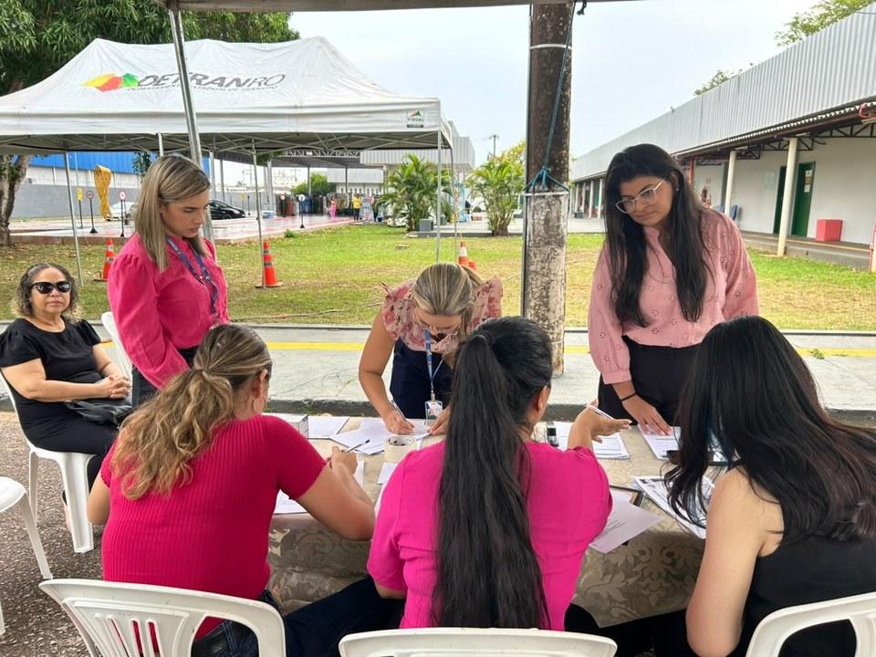 Ação Outubro Rosa reforça importância da prevenção e diagnóstico precoce entre servidoras do Detran-RO