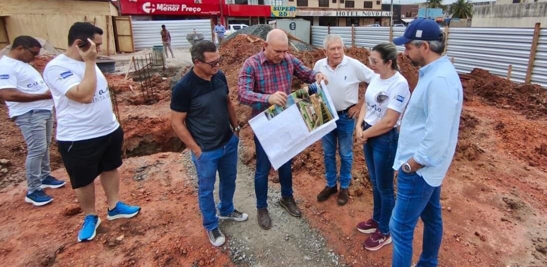 Obra do centro comercial de Pimenta Bueno avança com investimento de Ezequiel Neiva