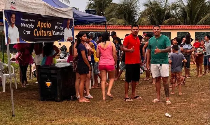 Ação social promovida por Juarez reúne crianças em programação especial pelo Dia das Crianças