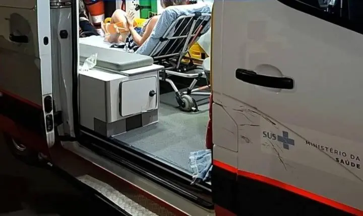 Acidente entre moto e motoneta deixa quatro feridos, incluindo duas crianças, em RO