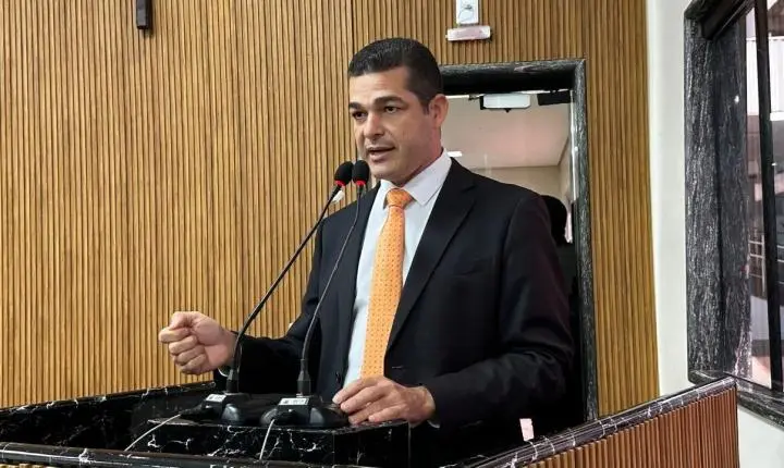 Adalto convida Léo Moraes a sair do gabinete e encarar crise nos distritos de Porto Velho