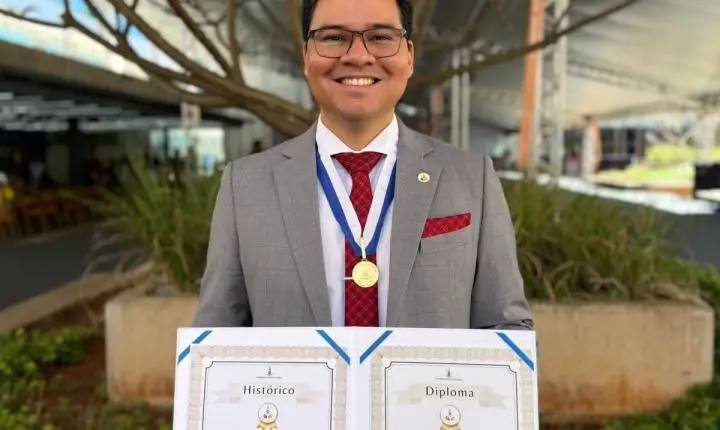 Advogado rondoniense Marcelo Barrozo é homenageado em Brasília com a Medalha Mérito Líder Comunitário