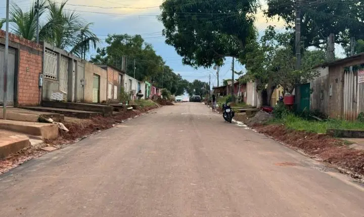 Água compromete via recém-asfaltada e vereador Edimilson Dourado solicita tubo armco