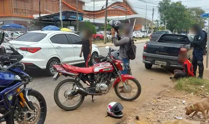 BPTRAN prende jovem sem CNH depois de acidente e identifica motor com restrição de furto e roubo