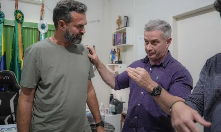 Bruno Bolsonaro Scheid questiona demora na aplicação da dosimetria e critica manutenção de condenações pelos atos de 8 de janeiro