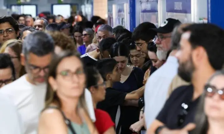 Câmara dos Deputados registra renovação de mais de 35% e elege maior bancada feminina da história