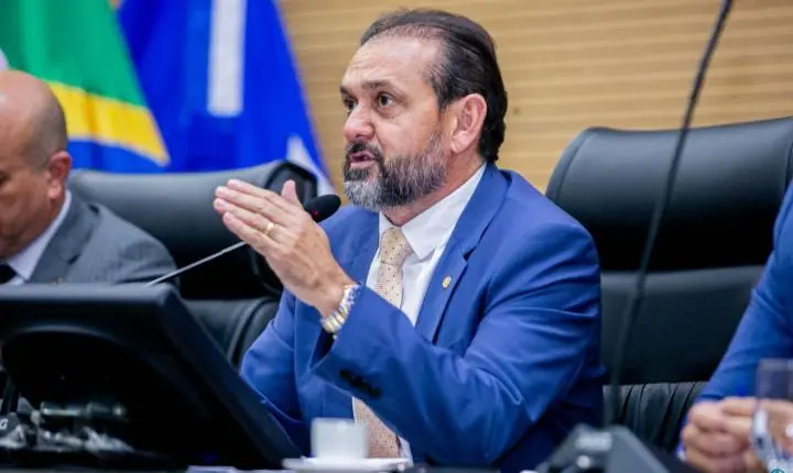 Deputado Laerte Gomes registra quase R$ 100 mil em despesas com consultorias em apenas um mês, e valores divulgados no Portal da Transparência ampliam debate sobre gastos públicos