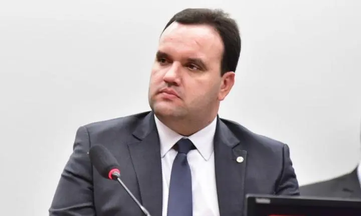 Deputado pede ao Ministério Público investigação sobre empresa Sports Media