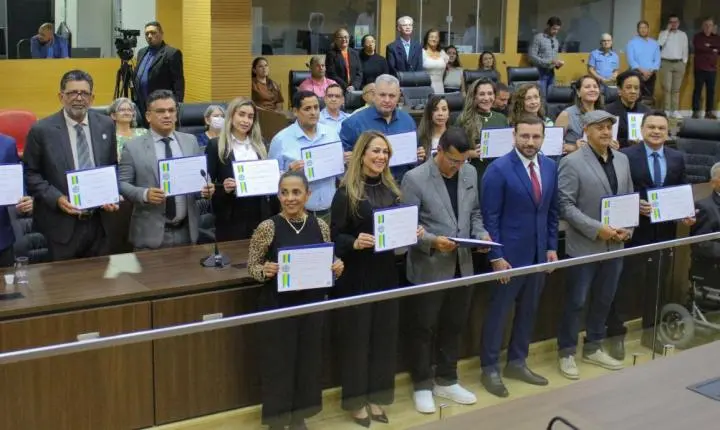 Deputado Ribeiro do Sinpol homenageia Igreja Às Nações por atuação social e evangelística em Rondônia