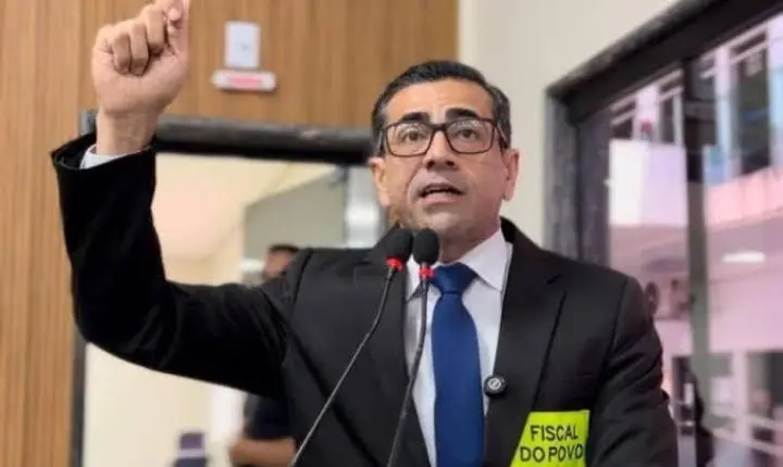 Dr. Breno Mendes é eleito 1º secretário da Câmara Municipal para o biênio 2027/2028