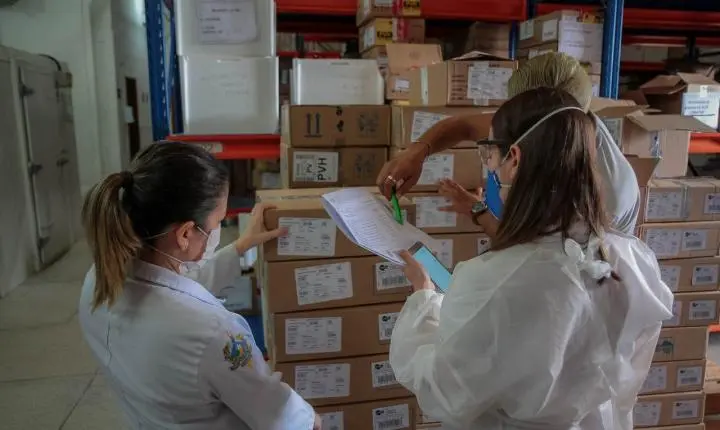 Gislaine Lebrinha destina R$ 100 mil para farmácia básica do Hospital Regional de Governador Jorge Teixeira