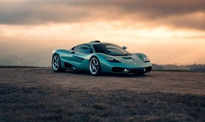 Gordon Murray S1 estreia com motor V12 e posição central de condução