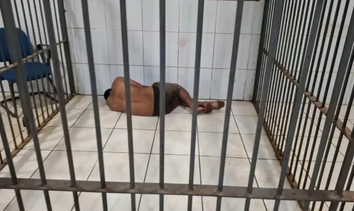 Homem é preso pela Polícia Militar depois de agredir esposa e invadir residência em RO