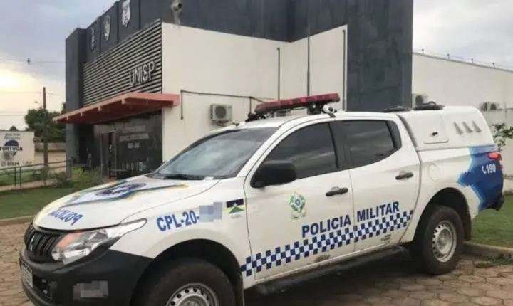 Homem é preso por suspeita de ato obsceno perto de crianças