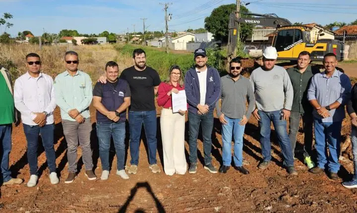 Jean Mendonça viabiliza parceria para garantir obra de drenagem em Pimenta Bueno