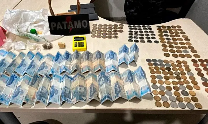 JI-PARANÁ – POLÍCIA MILITAR FECHA PONTO DE TRÁFICO DE DROGAS E PRENDE CASAL NO PRIMAVERA